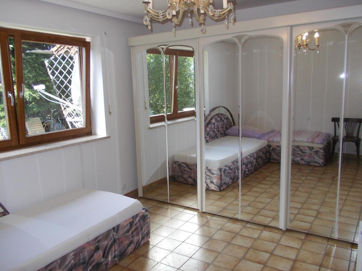 Xxl Apartment, 10 Beds, 4 Sleep-Rooms, 140Qm, 2 Wc, 2 Shower && Bruckmühl Kültér fotó